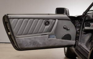 Image 21/23 of Porsche 911 Carrera 3.2 (WTL) (1989)