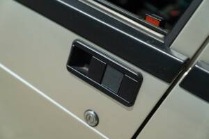 Bild 9/50 von Alfa Romeo 75 2.0 Twin Spark (1989)