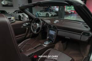 Bild 18/25 von Porsche 911 Carrera 4S (2009)