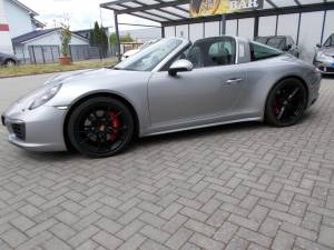 Immagine 6/15 di Porsche 911 Targa 4S (2017)
