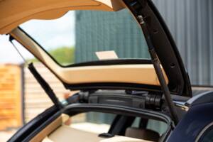 Imagen 21/65 de BMW 545i Touring (2005)