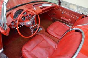 Image 13/20 of Chevrolet Corvette (1962)