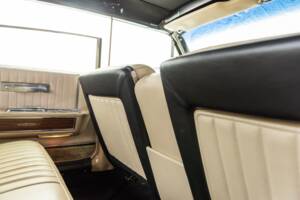 Bild 71/100 von Lincoln Continental Convertible (1965)