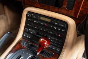 Bild 33/58 von Jaguar E-Type V12 (1974)