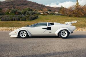 Image 4/73 of Lamborghini Countach LP 400 S (1980)