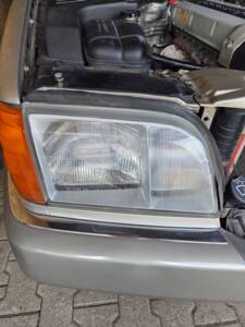 Image 5/103 de Mercedes-Benz 300 SE (1991)