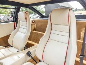 Bild 53/75 von Aston Martin V8 Zagato Vantage (1990)