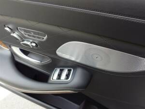 Bild 67/99 von Mercedes-Benz Maybach S 500 (2015)