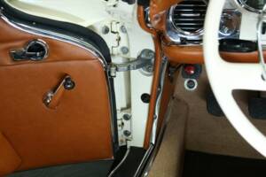 Image 10/50 of Mercedes-Benz 230 SL (1965)