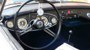 Imagen 8/14 de Austin-Healey 3000 Mk II (BJ7) (1963)