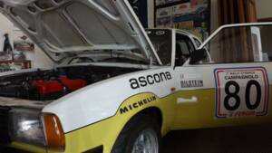 Imagen 10/40 de Opel Ascona 2000 SR (1981)