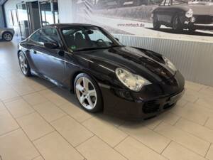 Bild 6/18 von Porsche 911 Carrera 4S (2003)