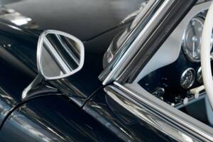 Image 17/50 de Mercedes-Benz 190 SL (1957)