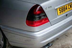 Image 35/48 of Mercedes-Benz C 55 AMG (1998)