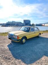 Bild 1/19 von Mercedes-Benz 200 (1980)