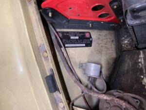 Image 25/34 of MG MGB GT (1970)