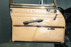Imagen 9/30 de Mercedes-Benz 300 SE (1961)