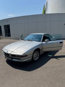 Image 1/11 of BMW 850i (1990)