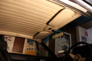 Immagine 27/34 di Ferrari 400 GT/4 2+2 (1977)