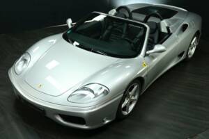 Immagine 46/50 di Ferrari 360 Spider (2003)