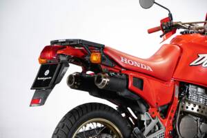 Image 27/50 de Honda NX 650 Dominator (1990)