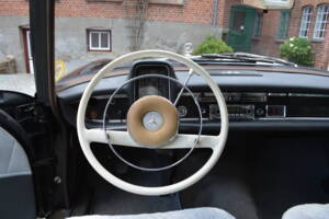 Bild 14/15 von Mercedes-Benz 190 c (1964)
