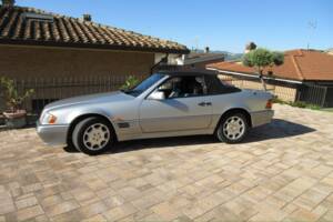 Image 25/39 of Mercedes-Benz SL 320 (1994)