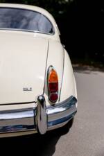 Image 14/50 de Jaguar Mk II 2.4 (1967)