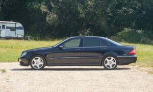 Immagine 2/50 di Mercedes-Benz S 55 AMG (2002)