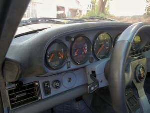 Bild 29/40 von Porsche 911 Carrera 4 (1900)