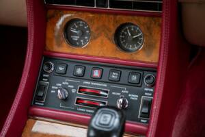 Image 29/50 of Bentley Continental R (1996)