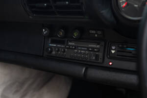Bild 19/53 von Porsche 911 Speedster 3.2 (1989)