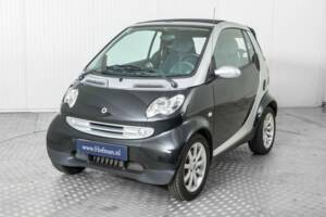 Image 17/37 of Smart Fortwo (2005)