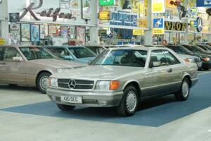 Image 9/50 of Mercedes-Benz 420 SEC (1989)