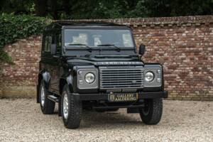 Bild 24/50 von Land Rover Defender 90 (2013)