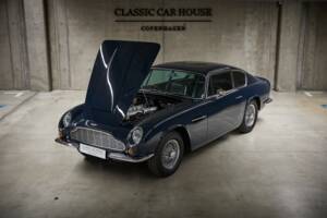 Afbeelding 19/60 van Aston Martin DB 6 (1968)