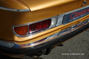 Image 21/32 of BMW 3.0 CS (1972)