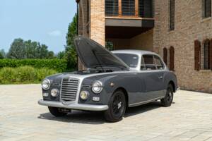 Image 45/50 de Lancia Augusta Ghia (1935)