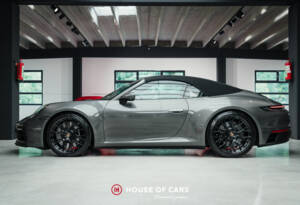 Image 10/25 of Porsche 911 Carrera 4 GTS (2023)