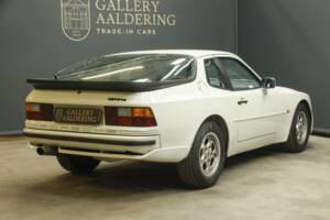 Obraz 34/50 pojazdu Porsche 944 (1986)