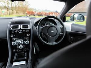 Bild 20/50 von Aston Martin DBS (2010)