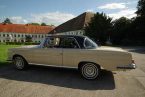 Afbeelding 22/73 van Mercedes-Benz 280 SE (1969)