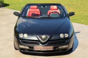 Image 11/50 of Alfa Romeo Spider 3.0 V6 24V (2001)