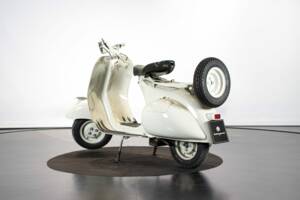Image 2/50 of Piaggio Vespa 150 "Struzzo" VL (1956)