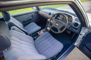 Bild 10/28 von Mercedes-Benz 230 CE (1984)