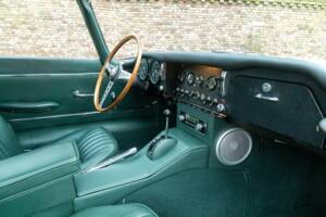 Afbeelding 31/50 van Jaguar E-Type 4.2 (1967)