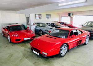 Image 2/4 of Jaguar XKR (2002)