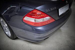 Image 39/99 de Mercedes-Benz SL 550 (2007)
