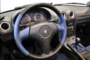 Bild 38/47 von Mazda MX-5 1.8 (1999)