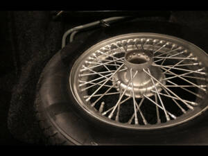 Image 35/40 of MG MGB (1974)